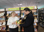 Неделя православной книги в посёлке Куркино: встреча у книжной выставки