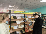 Неделя православной книги в посёлке Куркино: встреча у книжной выставки