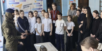 Сотрудники спецподразделения Росгвардии провели урок мужества для школьников в Туле - Росгвардия