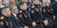 Тульских росгвардейцев в профессиональный праздник наградил Дмитрий Миляев - Молодой коммунар