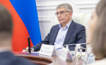 Каждый год одно и то же: Миляев поручил вовремя начать бороться с борщевиком