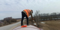 Месячник чистоты: сотрудники регионального минтранса приводят в порядок дороги - Министерство транспорта и дорожного хозяйства