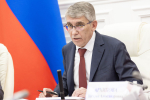 Дмитрий Миляев - чиновникам: "Голова - не только для того, чтобы в нее есть"