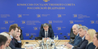 Кадровую политику в спортивной отрасли обсудили по поручению Дмитрия Миляева - Молодой коммунар