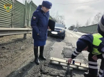 Прокуратура обязала дорожников привести в порядок разбитый участок трассы М-4 «Дон» под Узловой