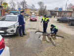 Прокуратура нашла ямы и выбоины сразу на шести улицах Богородицка