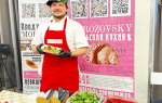 Тулякам напомнили вкус детства и накормили губернаторскими гренками