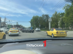 На проспекте Ленина в Туле столкнулись два автомобиля