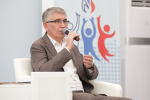 Дмитрий Миляев проводит встречу с сельскими учителями физкультуры из Тульской области