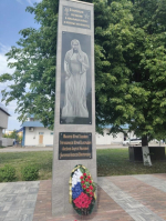 ✍Мемориальный комплекс «Братская могила» в городе Суворове Тульской области