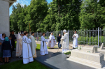 Троицкая родительская суббота. Память совершаем всех от века усопших православных христиан, отец и братийнаших.