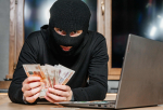 Жительница Новомосковска отдала мошенникам 1,7 млн рублей после звонка аферистов