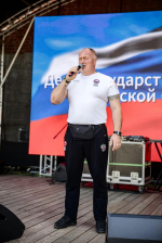 Общественники вручили паспорта самым активным юным гражданам