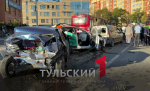 В массовом ДТП на улице Дмитрия Ульянова пострадали три человека