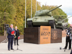 В Туле в День города открыли мемориал с двумя отреставрированными танками