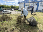 Уборка территории ко Дню города