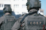 В Туле сотрудники СОБР Росгвардии оказали содействие при задержании подозреваемых в грабеже (видео)