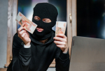 Московский зумер обманул пенсионерку из Киреевска на 2,5 миллиона рублей
